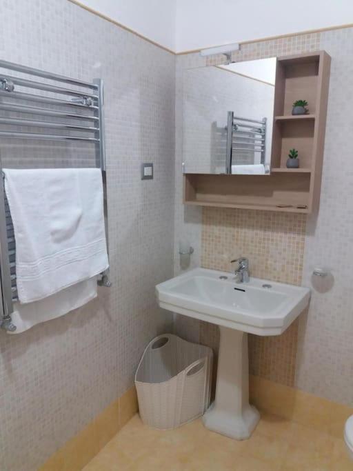 Casa Vacanza Sole Di Sicilia Палермо Екстериор снимка